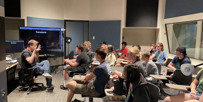 Instructor Lorne Bregitzer teaching our Audio Production/Ableton Live campers about how to use music recording software. 